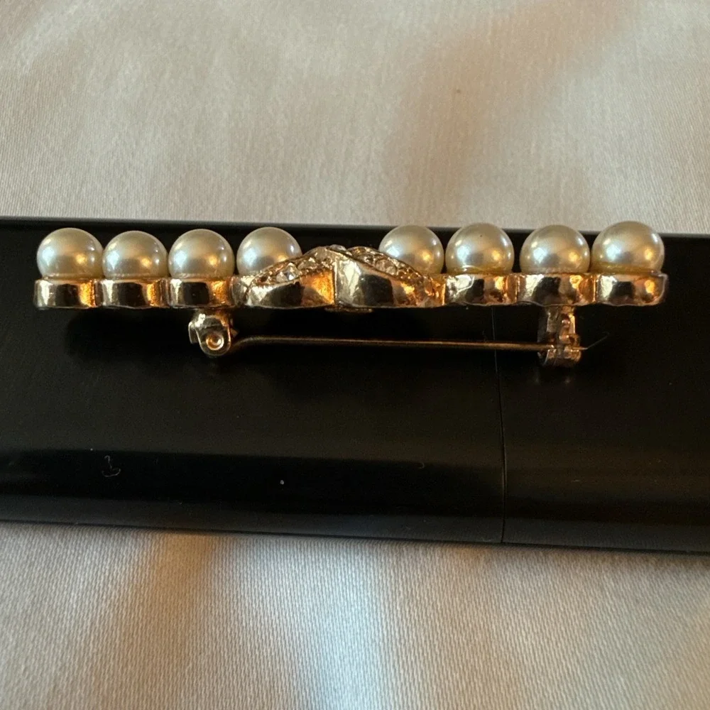 Faux Pearl & Faux Diamond Gold-Tone Brooch-Costume Jewelry